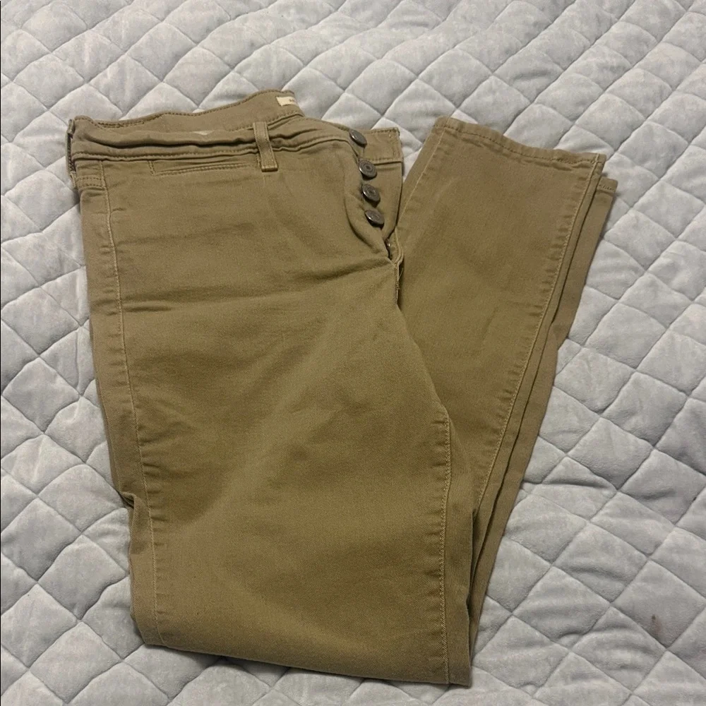 Levi's Women’s 311 Shaping Skinny Khaki Jeans